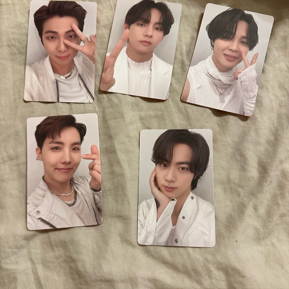 BTS Photocards